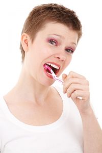 العناية بالاسنان - تحذيرات