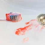 لماذا ننزف أثناء تفريش الأسنان؟